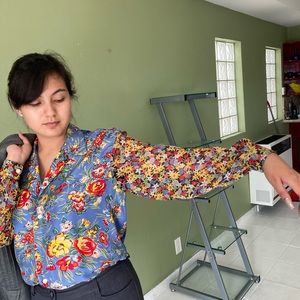 Vintage 100% SILK Floral Button down BLOUSE with Sheer long sleeves EUC Small